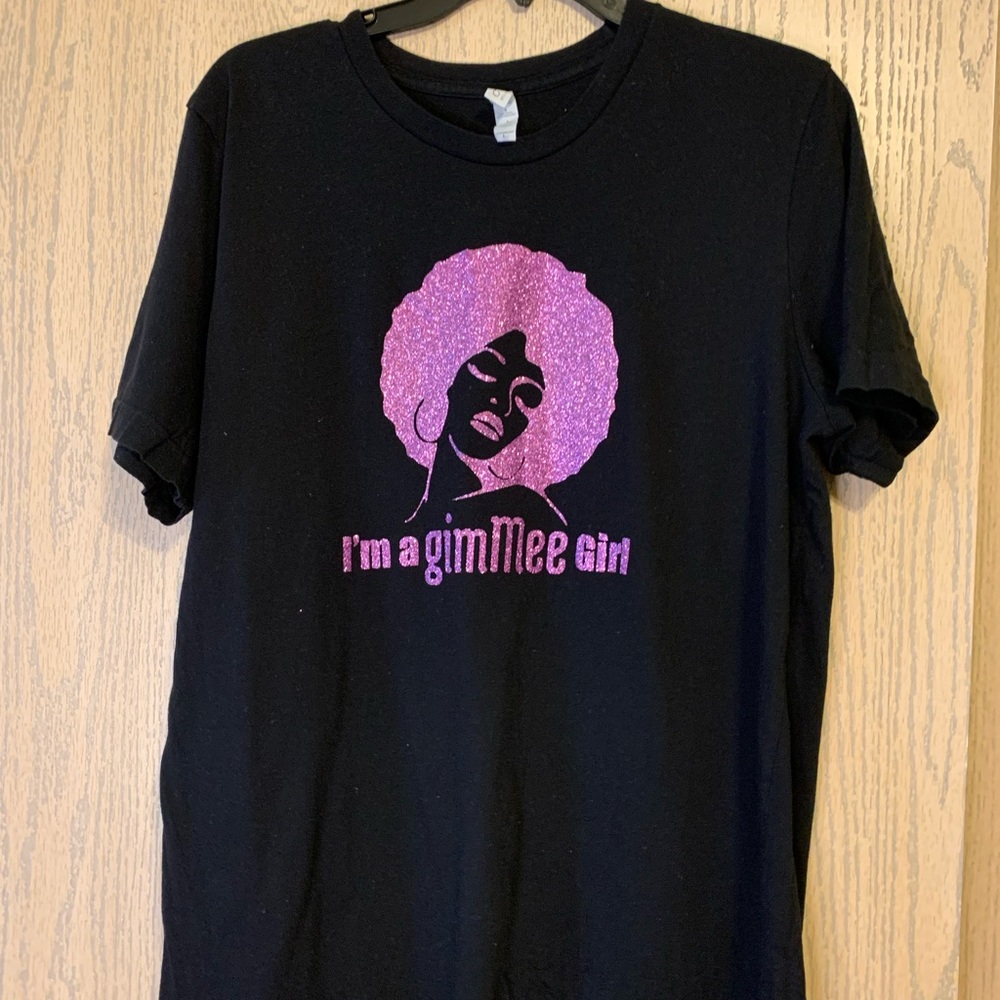 I’m a gimme girl tee